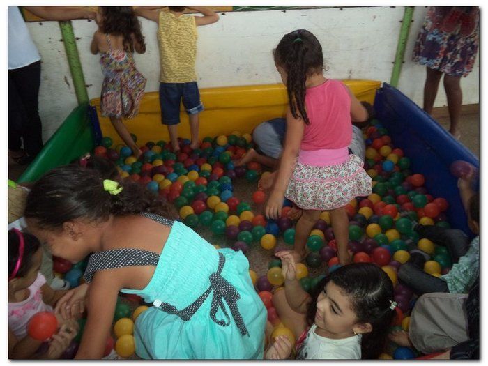 Prefeitura Municipal de Inhuma proporciona muita alegria e entretenimento para a criançada-Comemoração (12 de outubro) Dia da Criança - Imagem 68