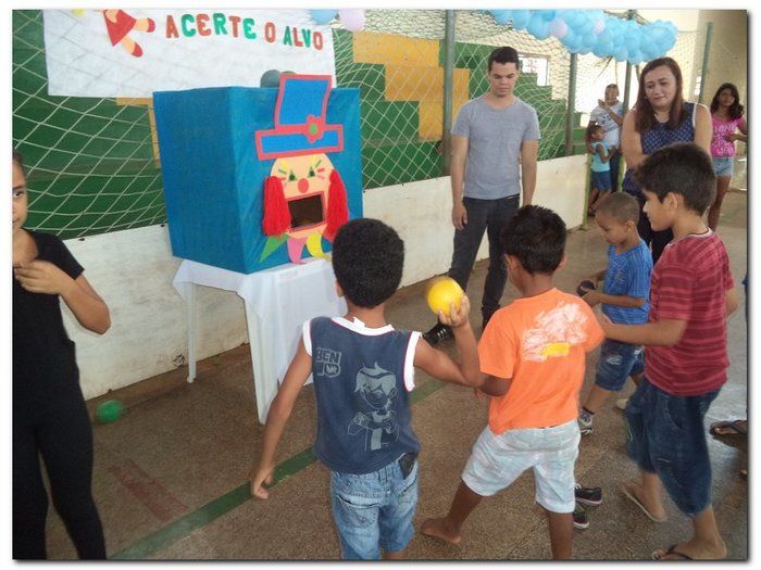 Prefeitura Municipal de Inhuma proporciona muita alegria e entretenimento para a criançada-Comemoração (12 de outubro) Dia da Criança - Imagem 70