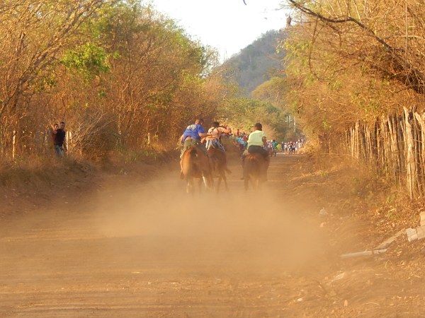 Corrida de Cavalos movimentou o Festejo de Estaca Zero - Imagem 8