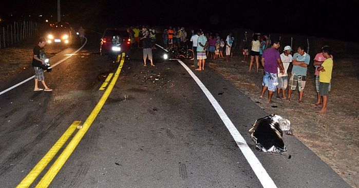 Motociclista morre após colisão frontal com carro no litoral do Piauí - Imagem 3