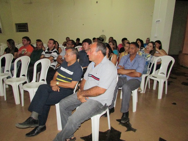 Prefeitura Municipal de Ipiranga realizou Audiência Pública Para Prestações de Conta da XXXII SDJ 2015 - Imagem 5