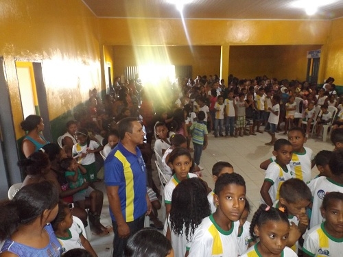 Prefeitura Municipal faz entrega de brinquedos no dia das crianças - Imagem 2