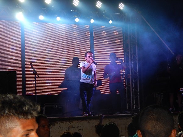  Farra de Play e Os Meninos de Barão no encerramento do Festejo de Estaca Zero  - Imagem 31