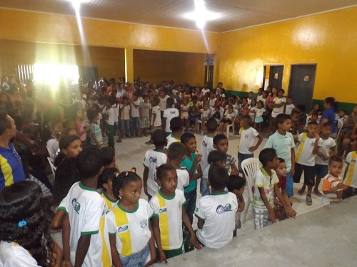 Prefeitura Municipal faz entrega de brinquedos no dia das crianças - Imagem 3