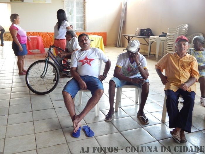 Culminância do Projeto Sobre Reciclagem com Idosos do Grupo Na Flor da Idade - Imagem 16