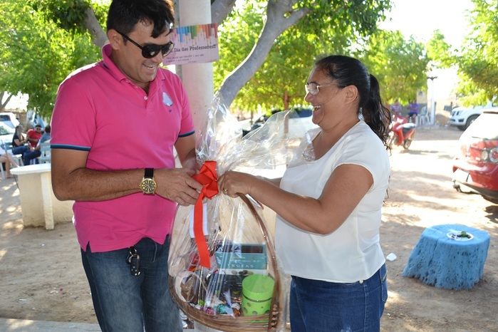 Prefeito Márcio Alencar proporciona grande festa aos professores de Alegrete - Imagem 116