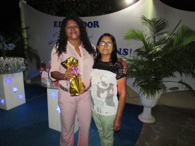 Secretaria Municipal Realizou Comemoração do Dia do Professor - Imagem 90