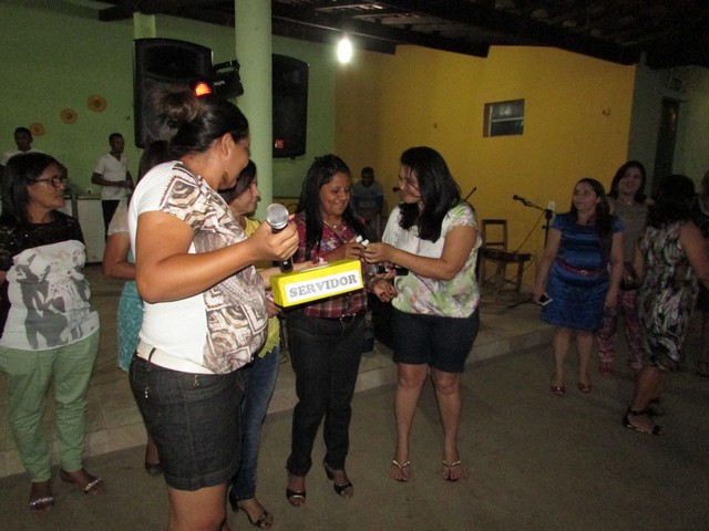 Secretaria Municipal Realizou Comemoração do Dia do Professor - Imagem 91