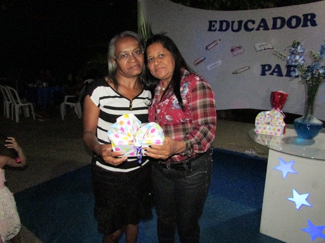 Secretaria Municipal Realizou Comemoração do Dia do Professor - Imagem 104