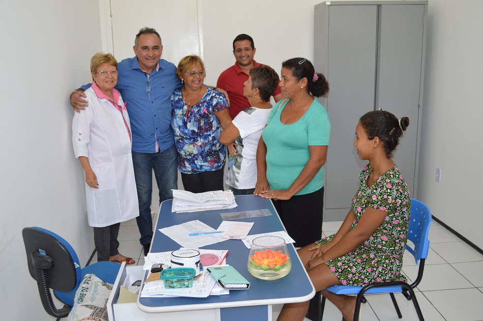 Prefeito Bernildo Val visita unidade de saúde na zona urbana de Buriti dos Lopes