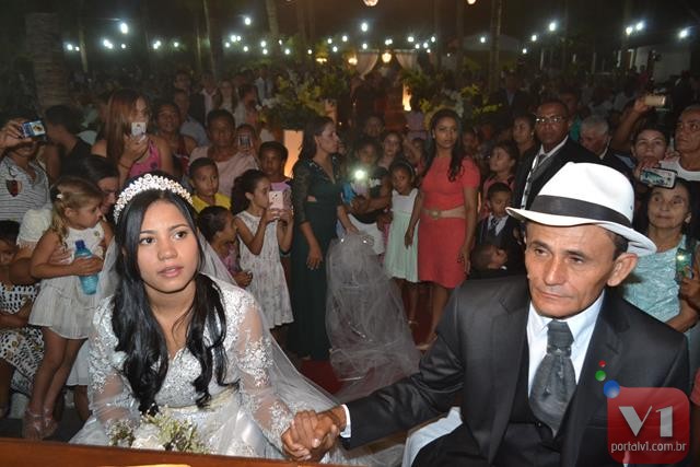 Cantora Stefhany se casa em Valença. Veja Fotos  - Imagem 6