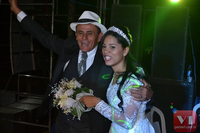 Cantora Stefhany se casa em Valença. Veja Fotos  - Imagem 20