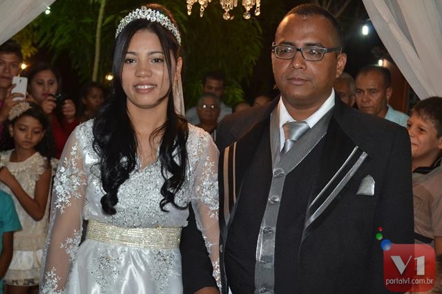 Cantora Stefhany se casa em Valença. Veja Fotos  - Imagem 5