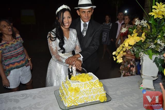 Cantora Stefhany se casa em Valença. Veja Fotos  - Imagem 22