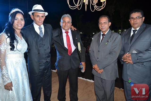 Cantora Stefhany se casa em Valença. Veja Fotos  - Imagem 21