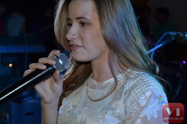 Cantora Stefhany se casa em Valença. Veja Fotos  - Imagem 17