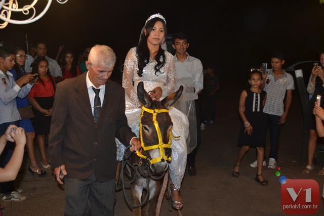 Cantora Stefhany se casa em Valença. Veja Fotos  - Imagem 3