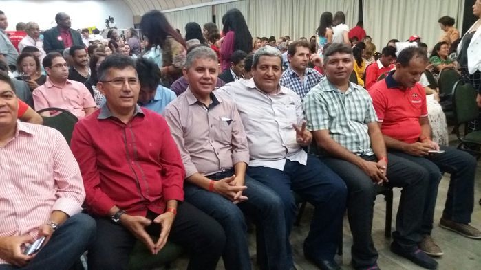 PREFEITO ZÉ RESENDE SE REUNE COM O EX-PRESIDENTE LULA E DISCUTI ESTRATÉGIAS PARA SUPERAR A CRISE NOS MUNICÍPIOS. - Imagem 6