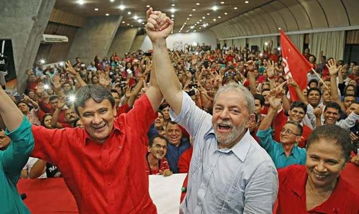 PREFEITO ZÉ RESENDE SE REUNE COM O EX-PRESIDENTE LULA E DISCUTI ESTRATÉGIAS PARA SUPERAR A CRISE NOS MUNICÍPIOS. - Imagem 7