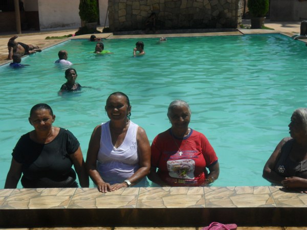 Idosos de Lagoinha participam de manhã de Lazer - Imagem 19