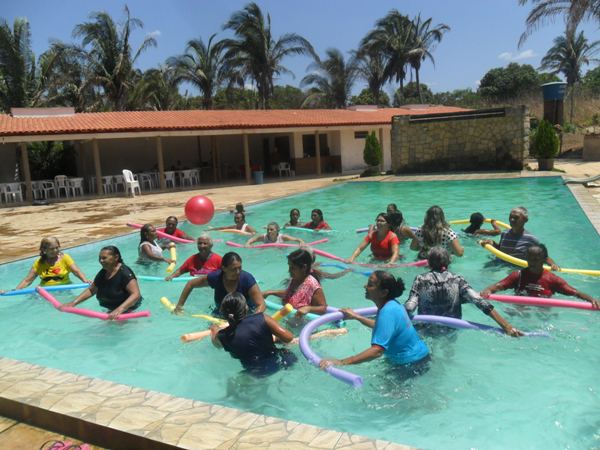 Idosos de Lagoinha participam de manhã de Lazer - Imagem 26