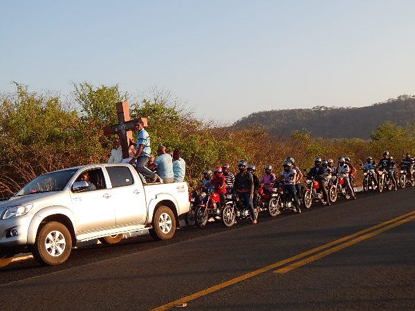 Divina Santa Cruz dos Milagres Visita Lagoinha do Piauí - Imagem 4