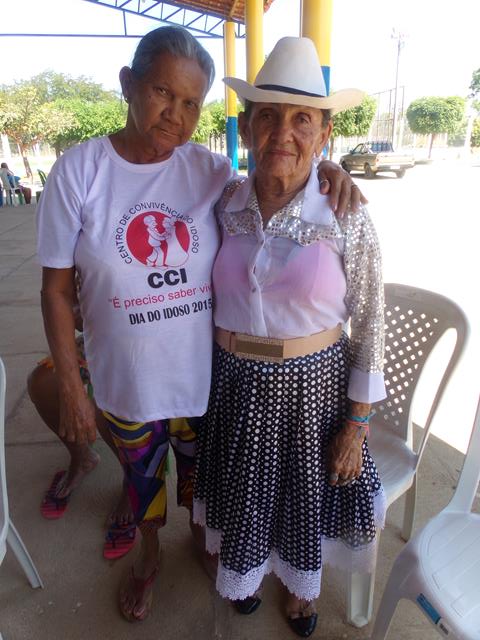 Idosos de Pimenteiras participam de manha de sol na AABB. FOTOS  - Imagem 36