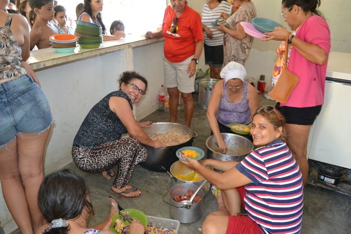 Alunos das escolas João Jacob de Araújo e Tertuliano Sanches Leal participam de um dia de lazer - Imagem 11
