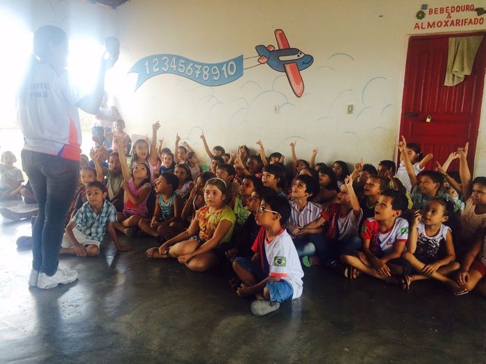 Alunos das escolas João Jacob de Araújo e Tertuliano Sanches Leal participam de um dia de lazer - Imagem 13