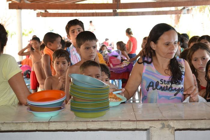 Alunos das escolas João Jacob de Araújo e Tertuliano Sanches Leal participam de um dia de lazer - Imagem 2
