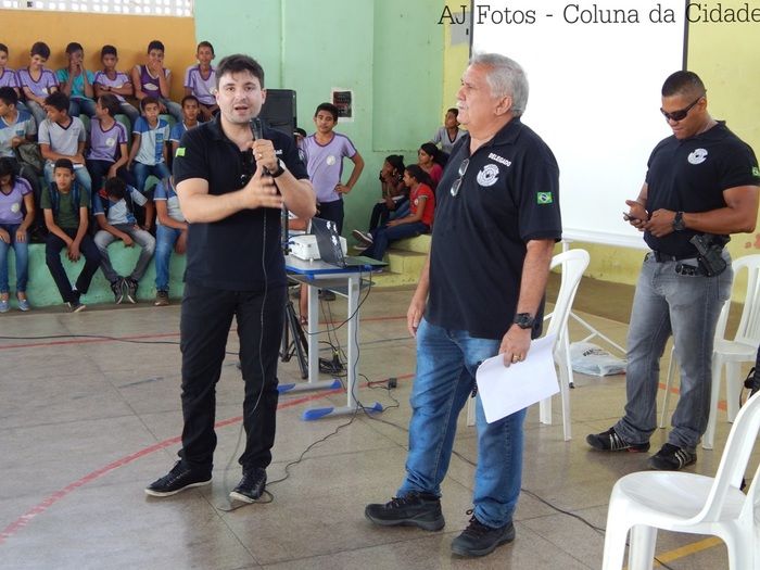 Polícia Civil realiza palestra preventiva para estudantes contra as Drogas  - Imagem 32