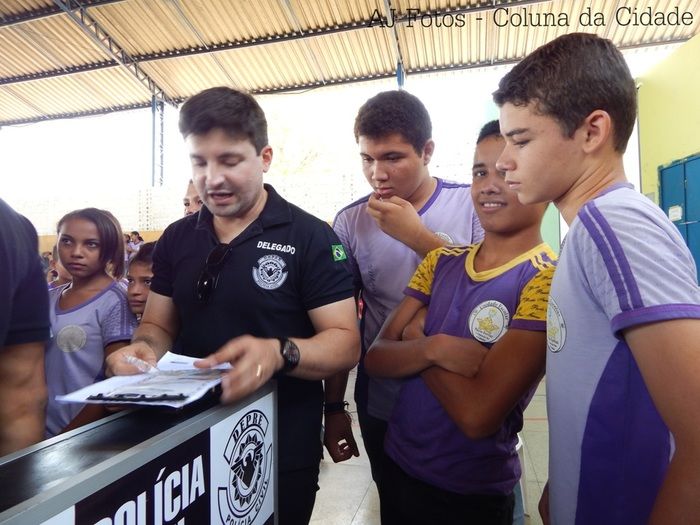 Polícia Civil realiza palestra preventiva para estudantes contra as Drogas  - Imagem 69