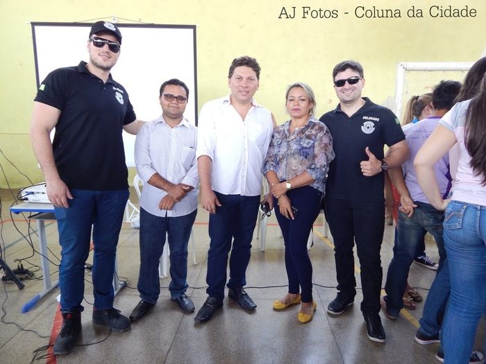 Polícia Civil realiza palestra preventiva para estudantes contra as Drogas  - Imagem 76