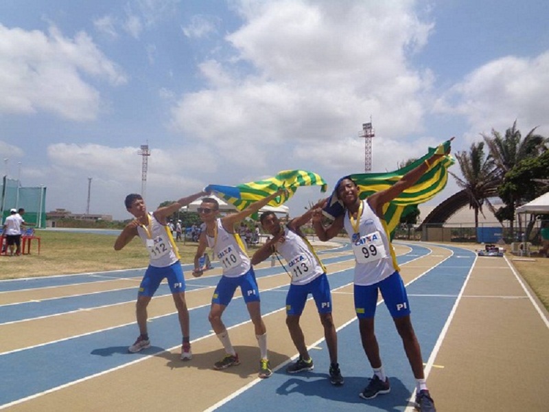 Estudantes monsenhorgilenses destacam-se em competição nacional