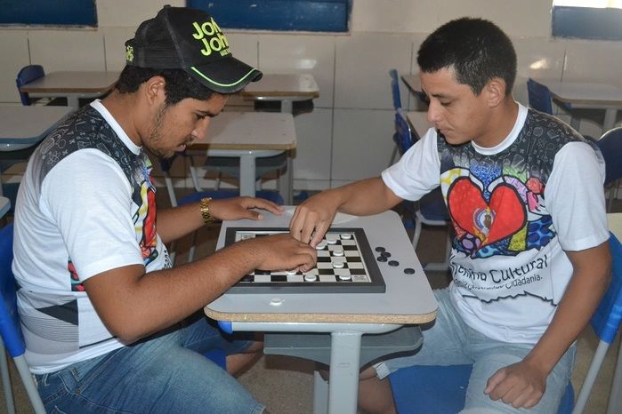 Terceiro dia da VII Semana Cultural do ASA tem disputas de jogos esportivos, educativos e o jogo dos pais - Imagem 6