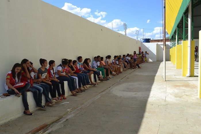 Terceiro dia da VII Semana Cultural do ASA tem disputas de jogos esportivos, educativos e o jogo dos pais - Imagem 39