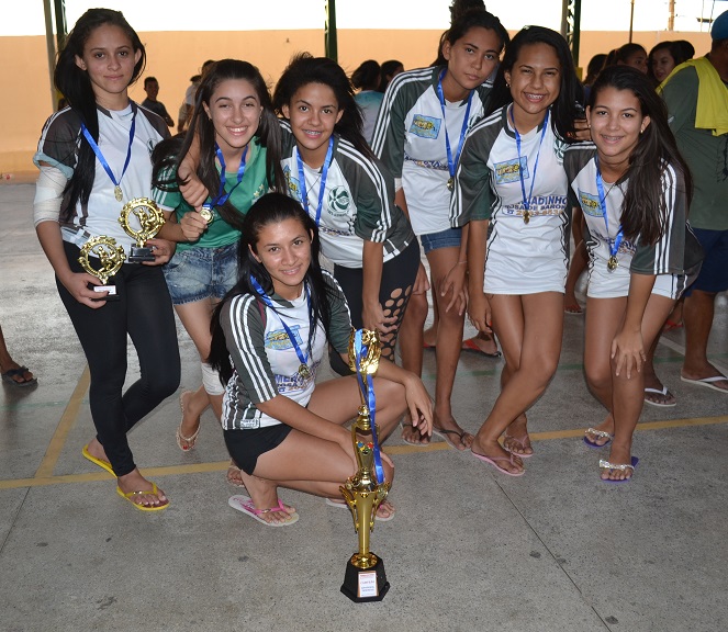 Terceiro dia da VII Semana Cultural do ASA tem disputas de jogos esportivos, educativos e o jogo dos pais - Imagem 67