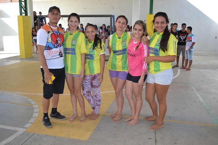 Terceiro dia da VII Semana Cultural do ASA tem disputas de jogos esportivos, educativos e o jogo dos pais - Imagem 44