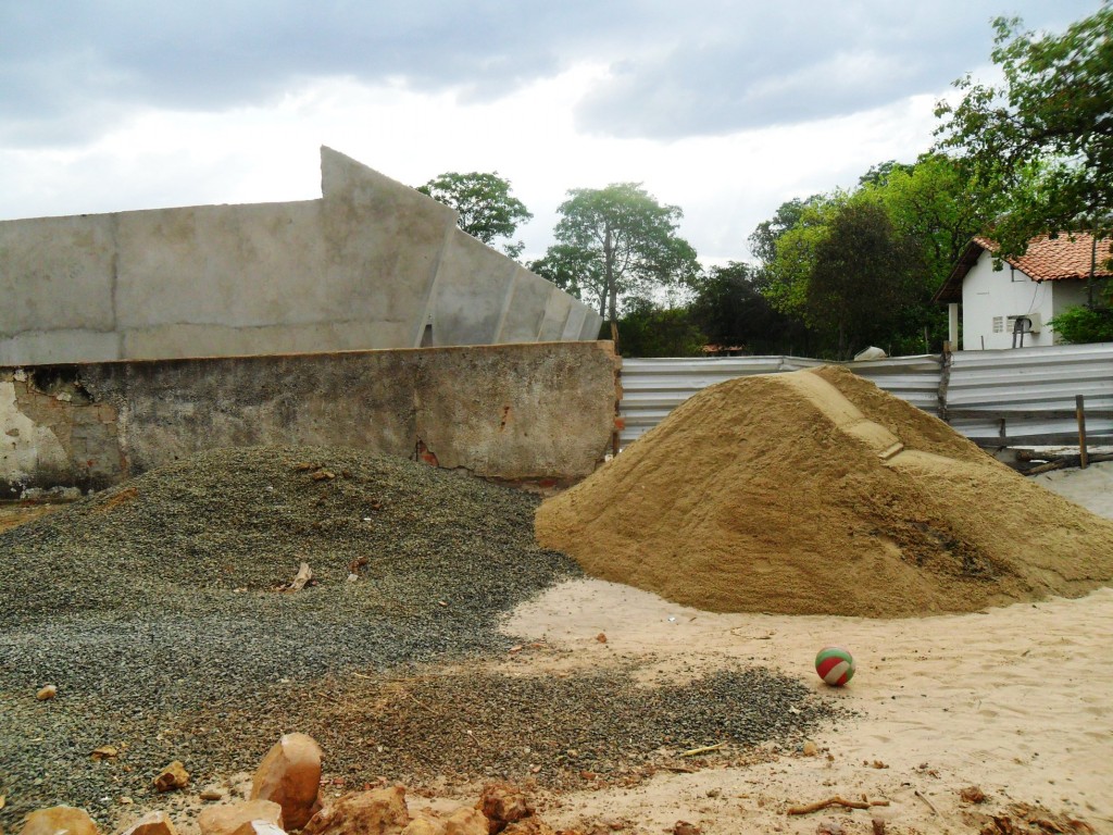 Boa Hora: Prefeito Zé Resende retoma obras e recebe visita do Diretor do DER-PI