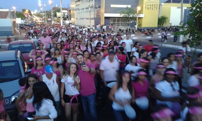 Caminhada pelo Outubro Rosa acontece em Oeiras - Imagem 17