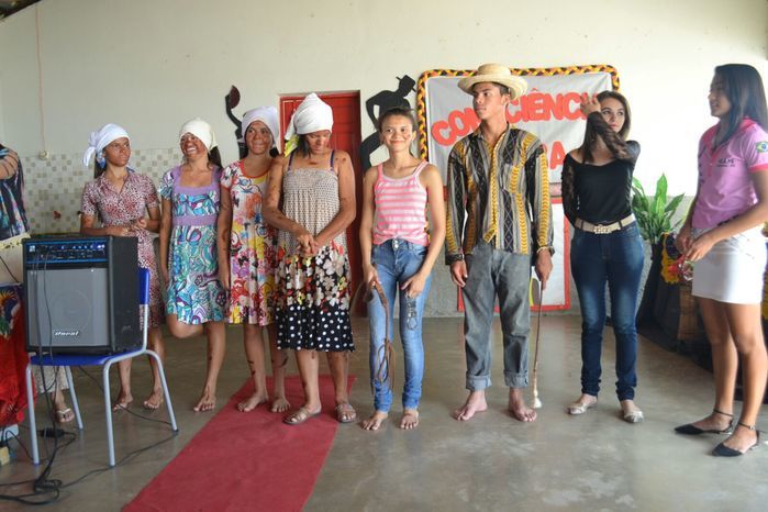 Escola Maria Juceneuda Maia realiza evento sobre consciência negra - Imagem 75