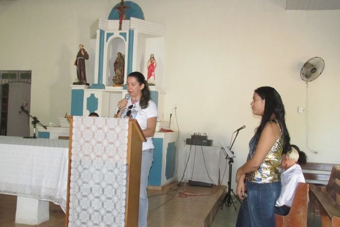 Diácono Nivaldo preside a Missa de 02 Anos da Morte de Francisco Alencar  - Imagem 8