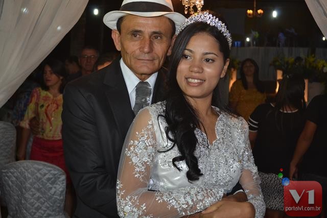 Stefhany embarca para São Paulo para participar do Programa da Eliana   - Imagem 1