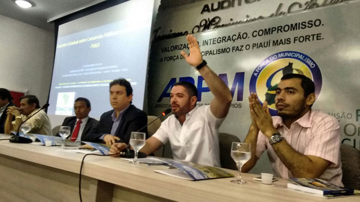 Lukano Sá participa de encontro para discutir a importância dos consórcios multifinalitários - Imagem 6