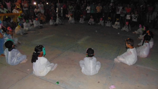 Crianças emocionam público ao darem show no festival de leitura em Santo Inácio - Imagem 69