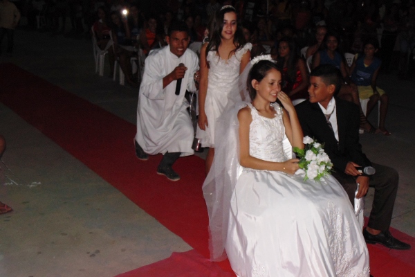 Segunda noite do Festival de Leitura  alunos conta  história literária Lisbela e o Prisioneiro  - Imagem 7