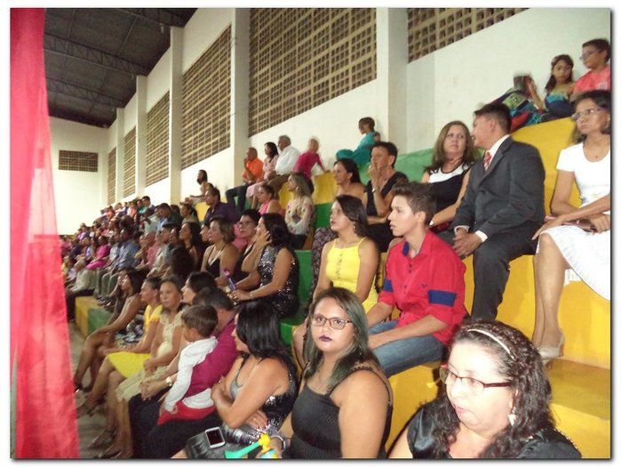 Polo da UAB/UESPI da Cidade de Inhuma-PI outorga o grau a 31 formandos do Curso de Licenciatura em Letras Espanhol - Imagem 25