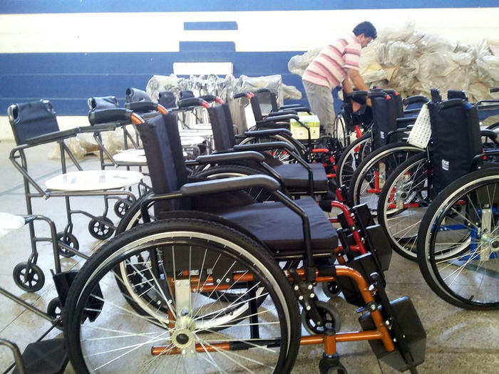 Lukano Sá entrega equipamentos a pessoas com problemas de locomoção em Oeiras - Imagem 4