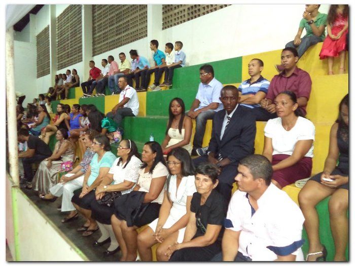 Polo da UAB/UESPI da Cidade de Inhuma-PI outorga o grau a 31 formandos do Curso de Licenciatura em Letras Espanhol - Imagem 34