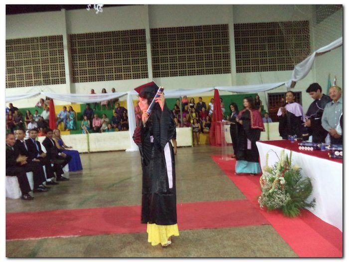 Polo da UAB/UESPI da Cidade de Inhuma-PI outorga o grau a 31 formandos do Curso de Licenciatura em Letras Espanhol - Imagem 39